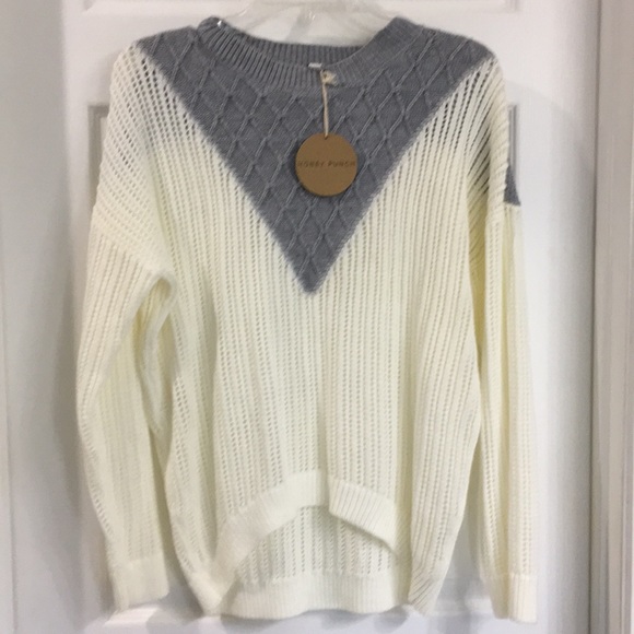 Sweater - Picture 1 of 1